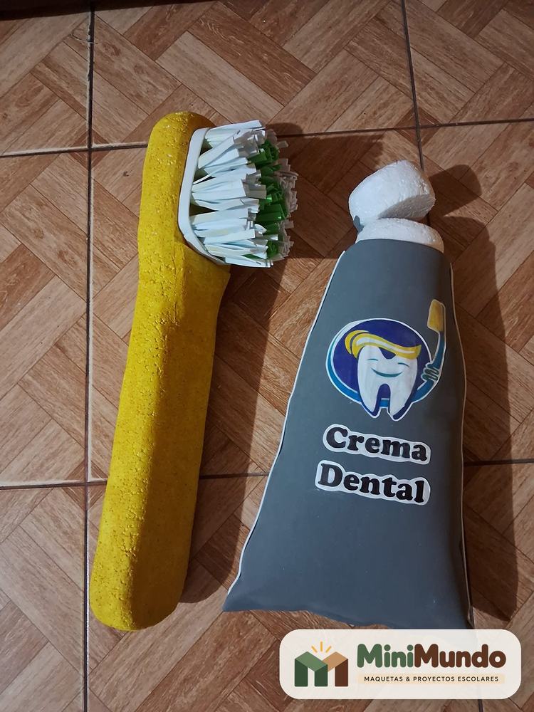 Maqueta: Cepillo y crema dental gigantes. Para exposiciones de higiene bucal.